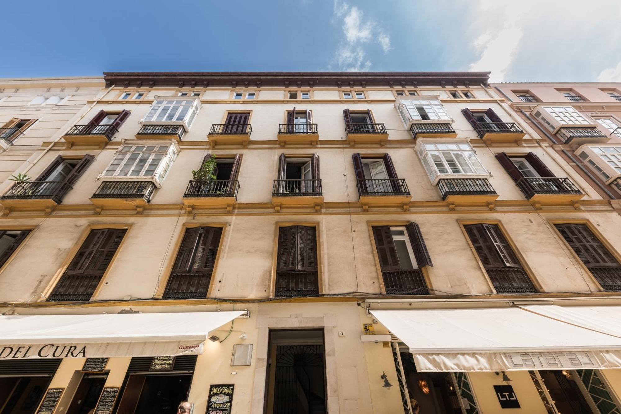 Homeclub Malaga Apartment Extérieur photo